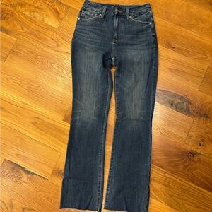 Express Blue Ankle Cropped Jeans with Subtle Fading
